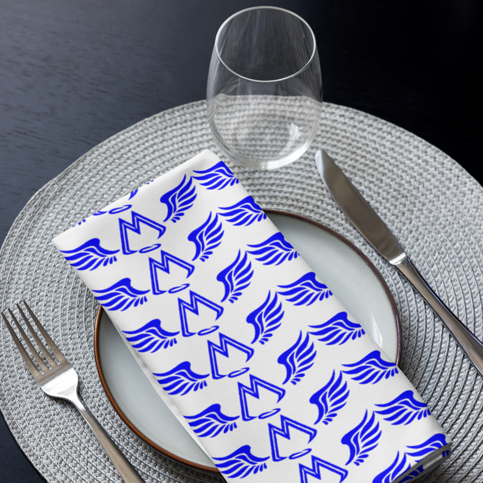 White Cloth Napkin Set Of 4 With Duplicated Blue MM Iconic Logo