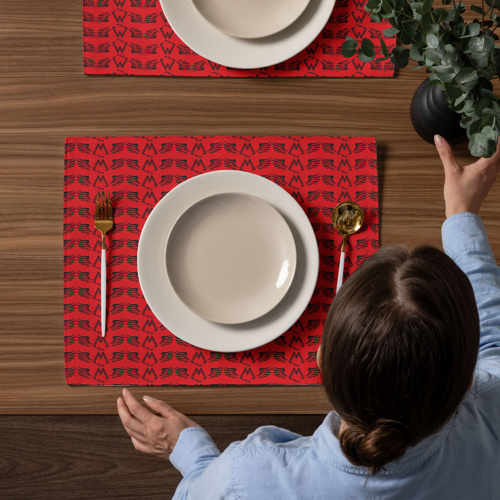 Red Placemat Set Of 4 With Duplicated Black MM Iconic Logo